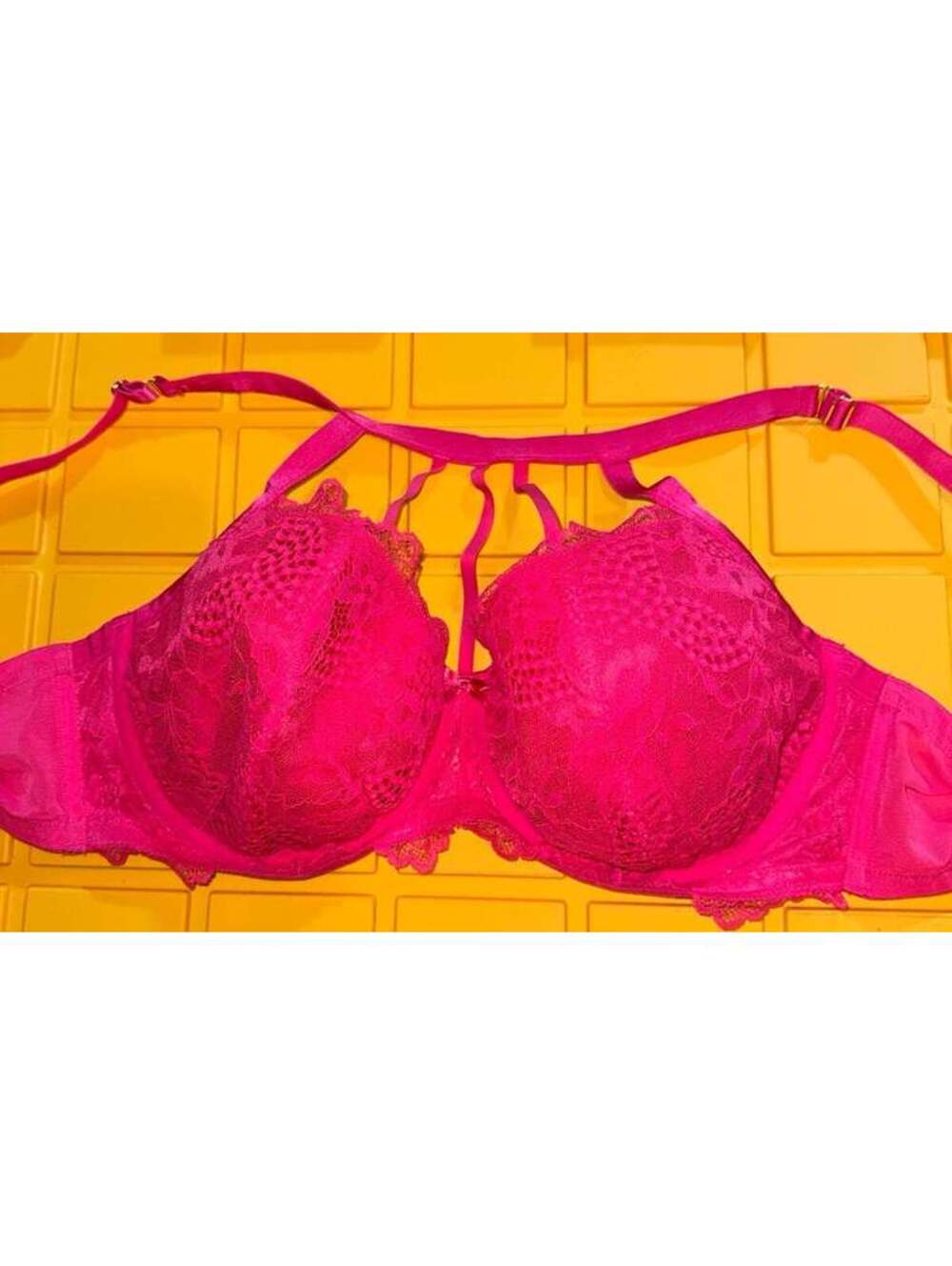 Cacique lightly lined balconette sexy pink bra size 46 C